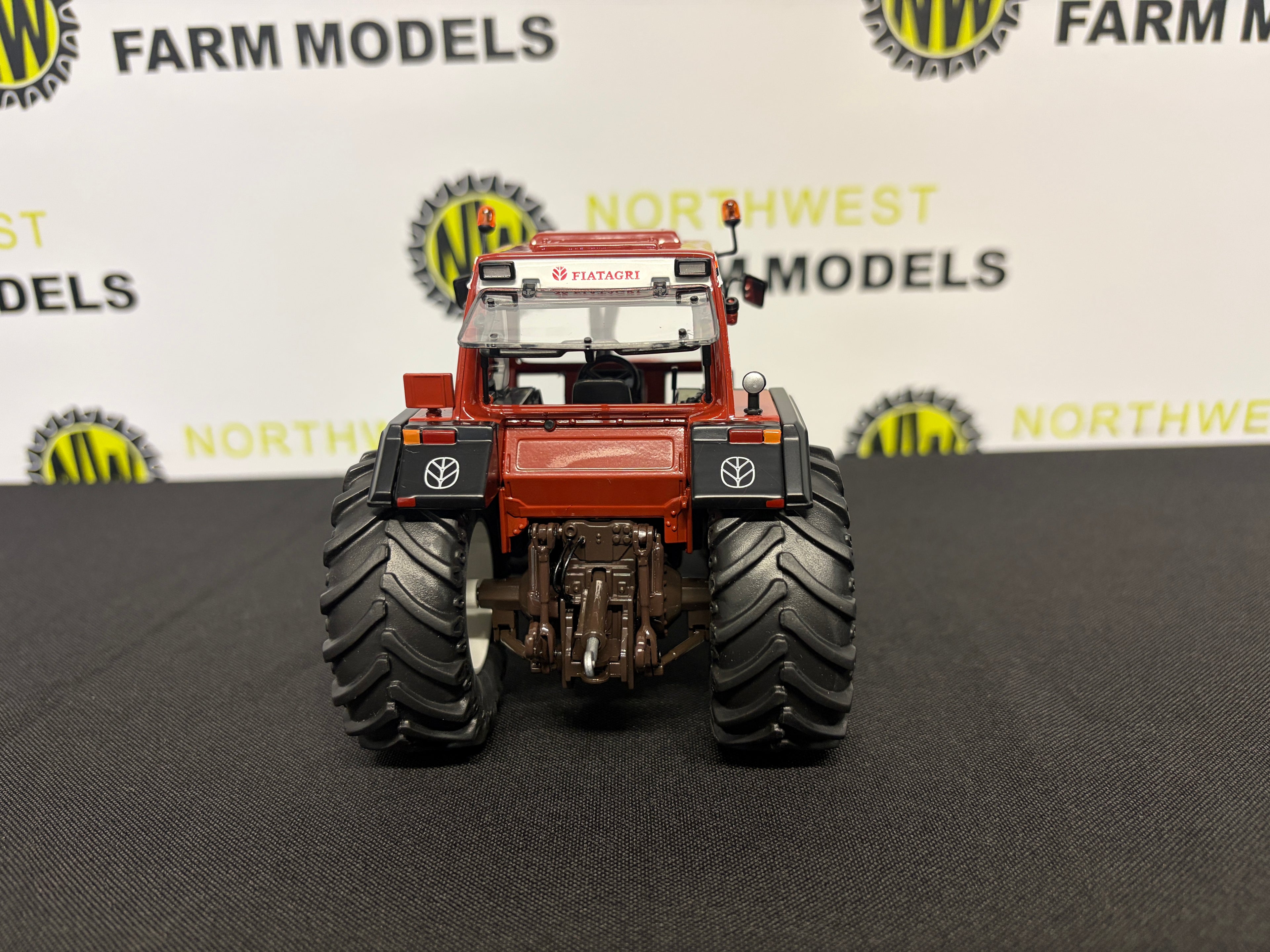ROS 301412 1:32 SCALE FIAT 180-90 DT TURBO 4WD TRACTOR