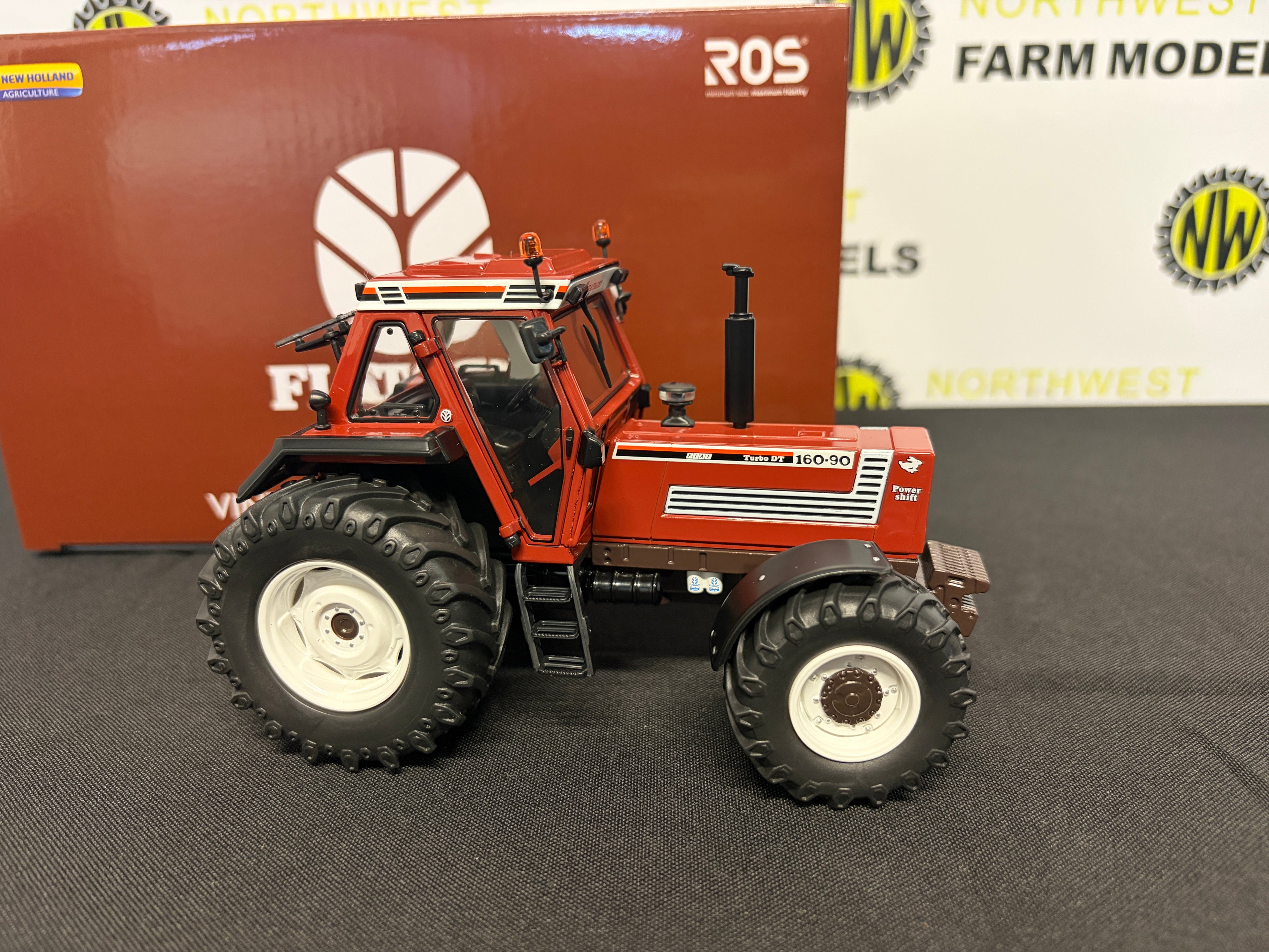 ROS 301160 1:32 SCALE FIAT 160-90 DT TURBO 4WD TRACTOR