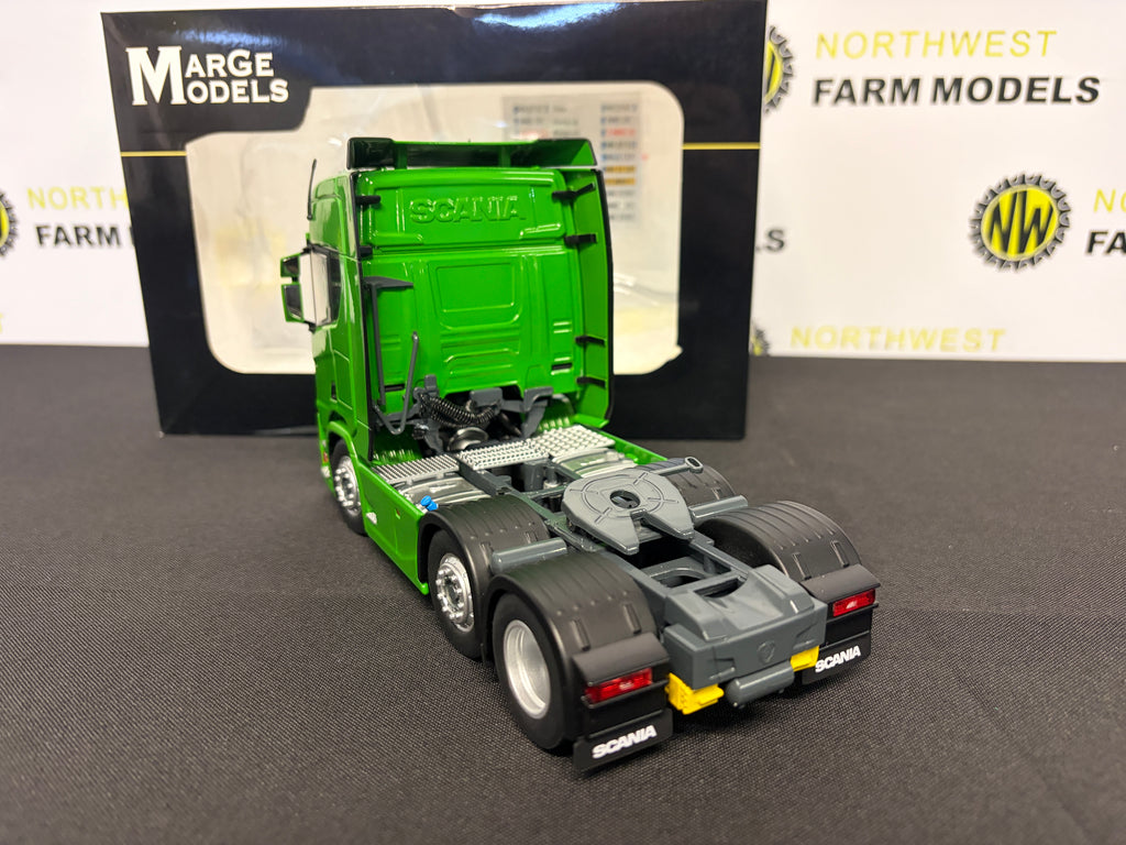 MARGE MODELS 2015-06 1:32 SCALE SCANIA R500 6X2 BRIGHT GREEN