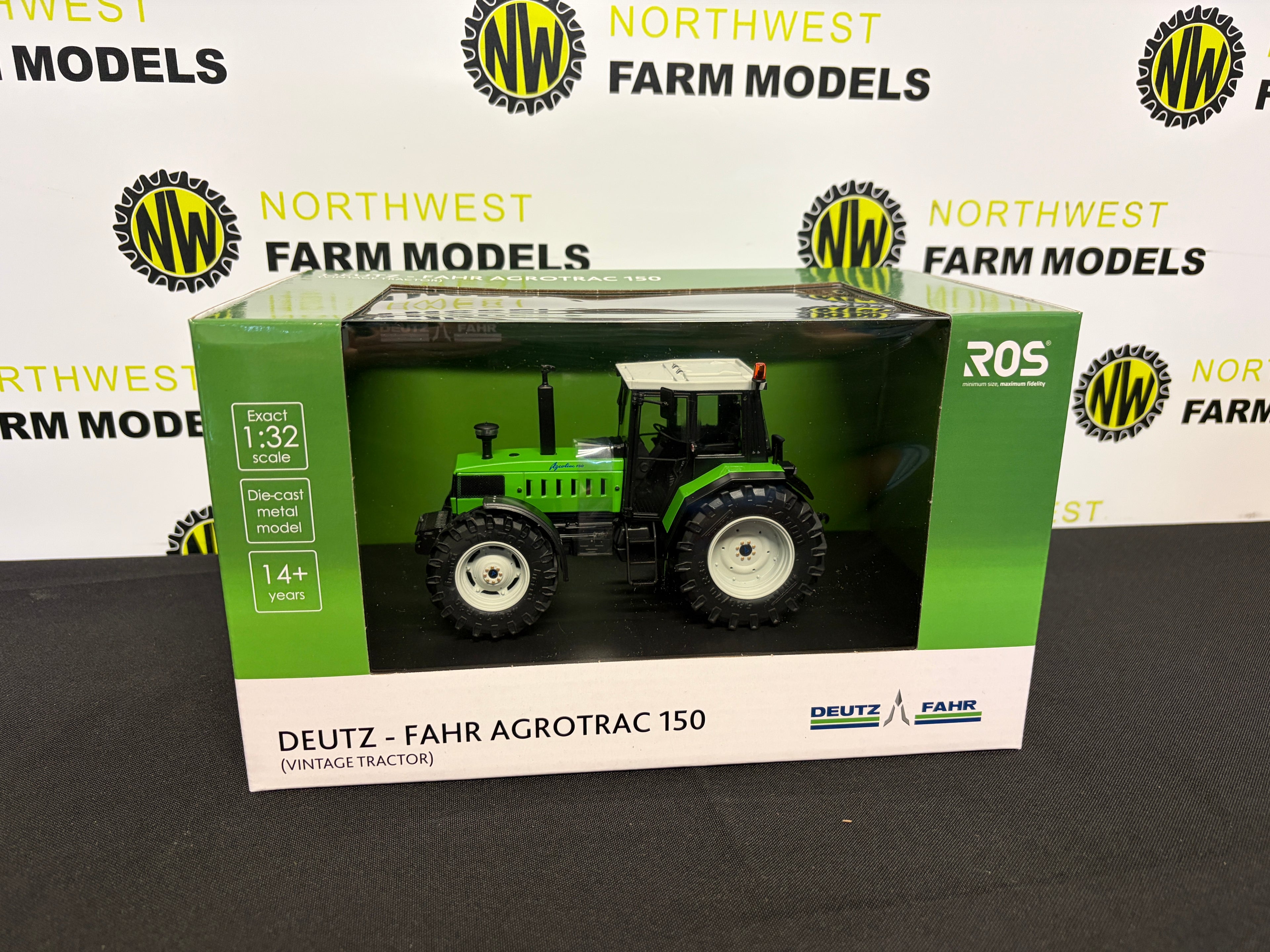 ROS 1:32 SCALE DEUTZ AGROTRAC 150 4WD TRACTOR LIMITED EDITION