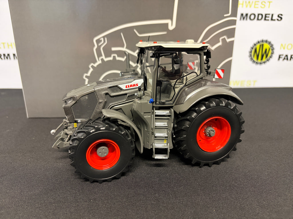 MARGE MODELS 0002675060 1:32 SCALE CLAAS AXION 9.420 CMATIC GREY LIMITED EDITION
