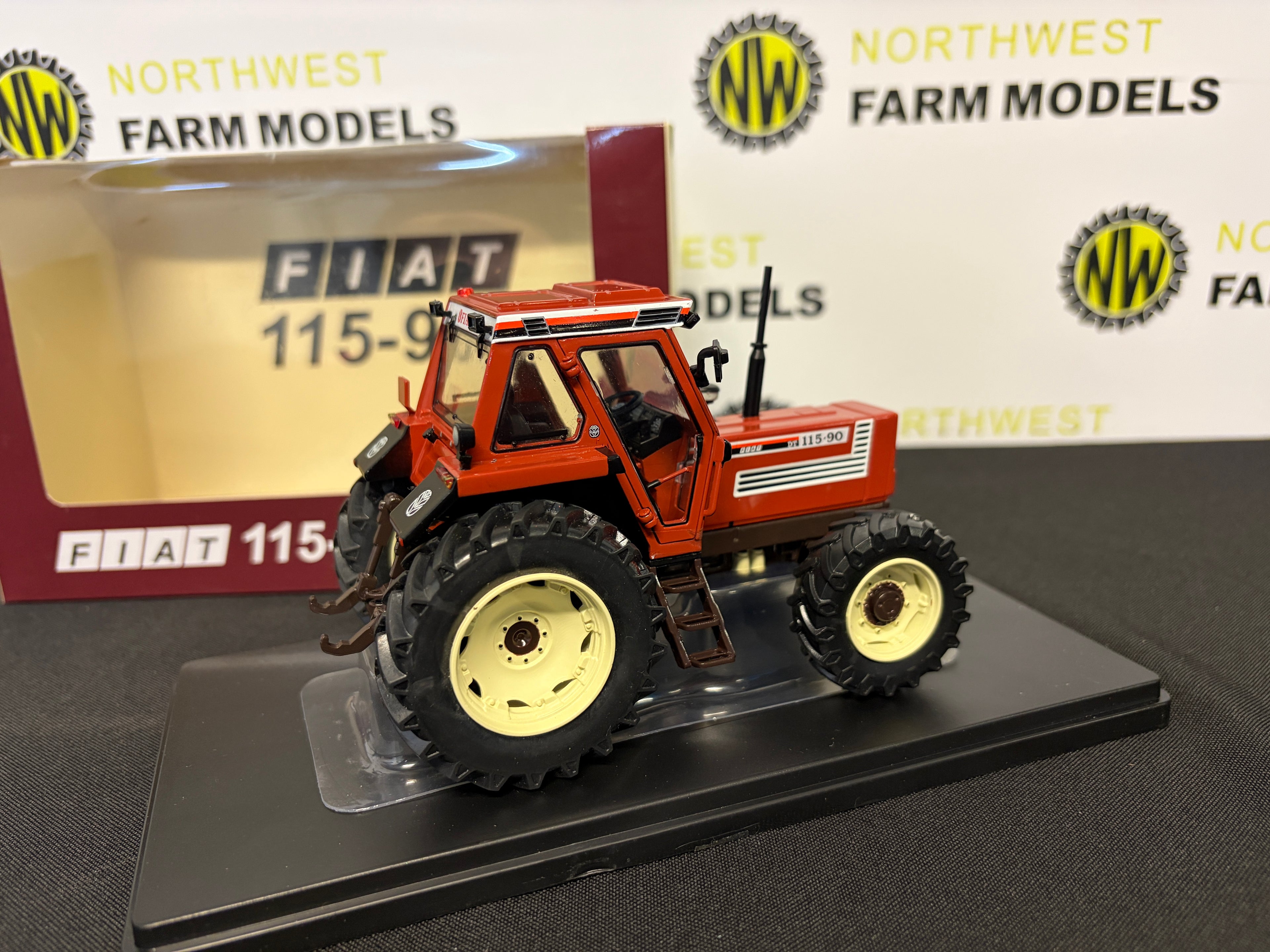 REPLICAGRI 115 1:32 SCALE FIAT 115-90 DT TRACTOR
