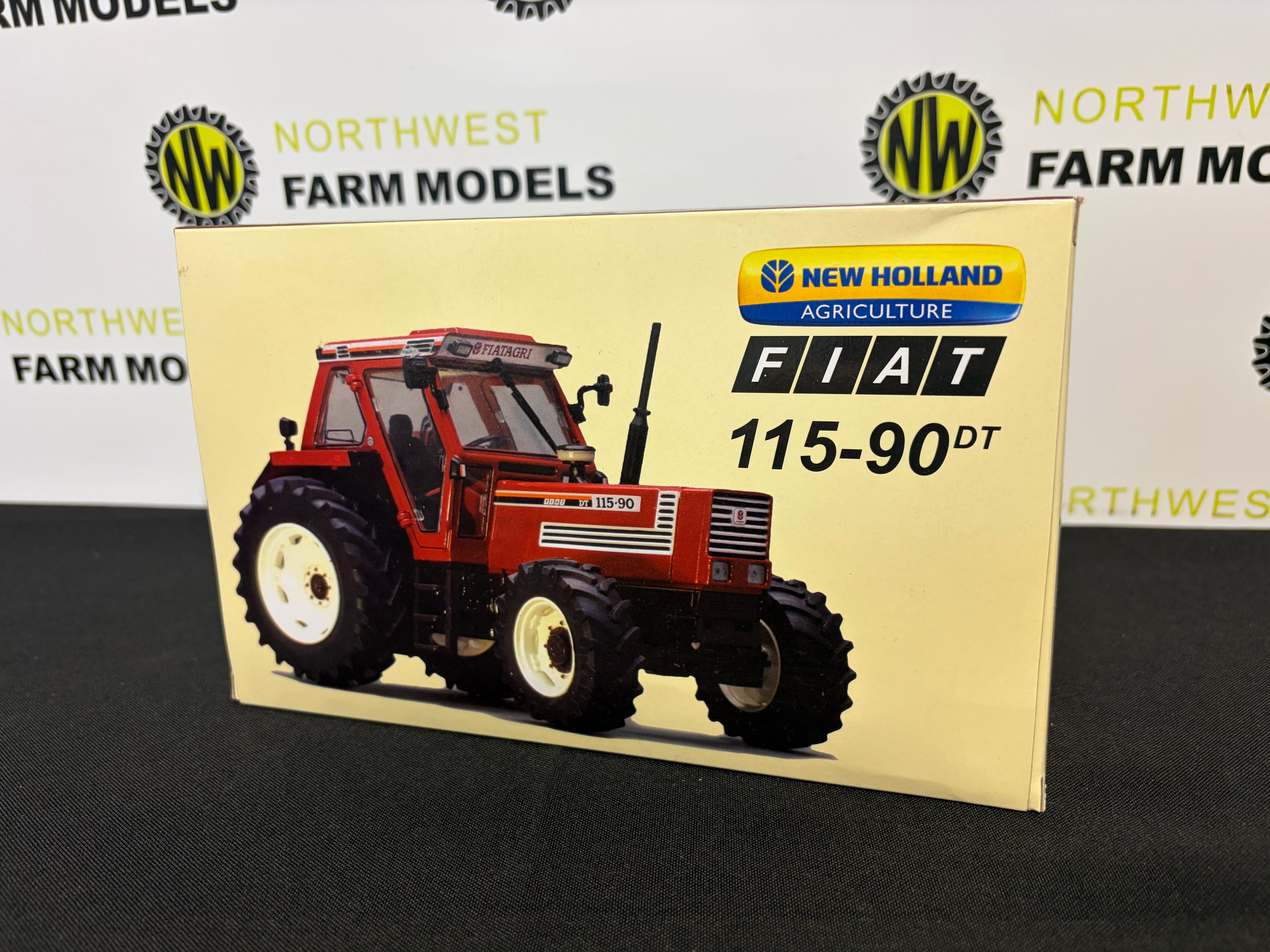 REPLICAGRI 115 1:32 SCALE FIAT 115-90 DT TRACTOR