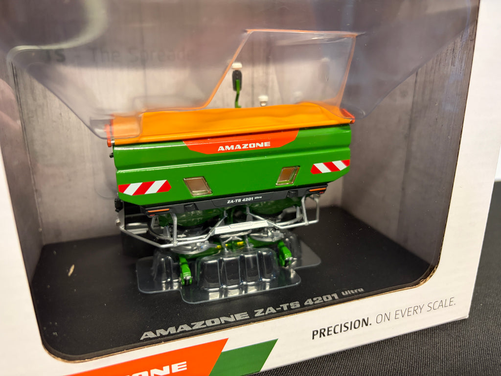 UNIVERSAL HOBBIES 6801 1:32 SCALE AMAZONE ZA-TS 4201 ULTRA SPREADER
