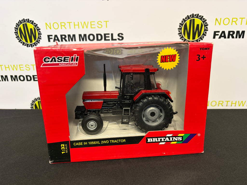 BRITAINS 42793 1:32 SCALE CASE IH 1056 2WD TRACTOR