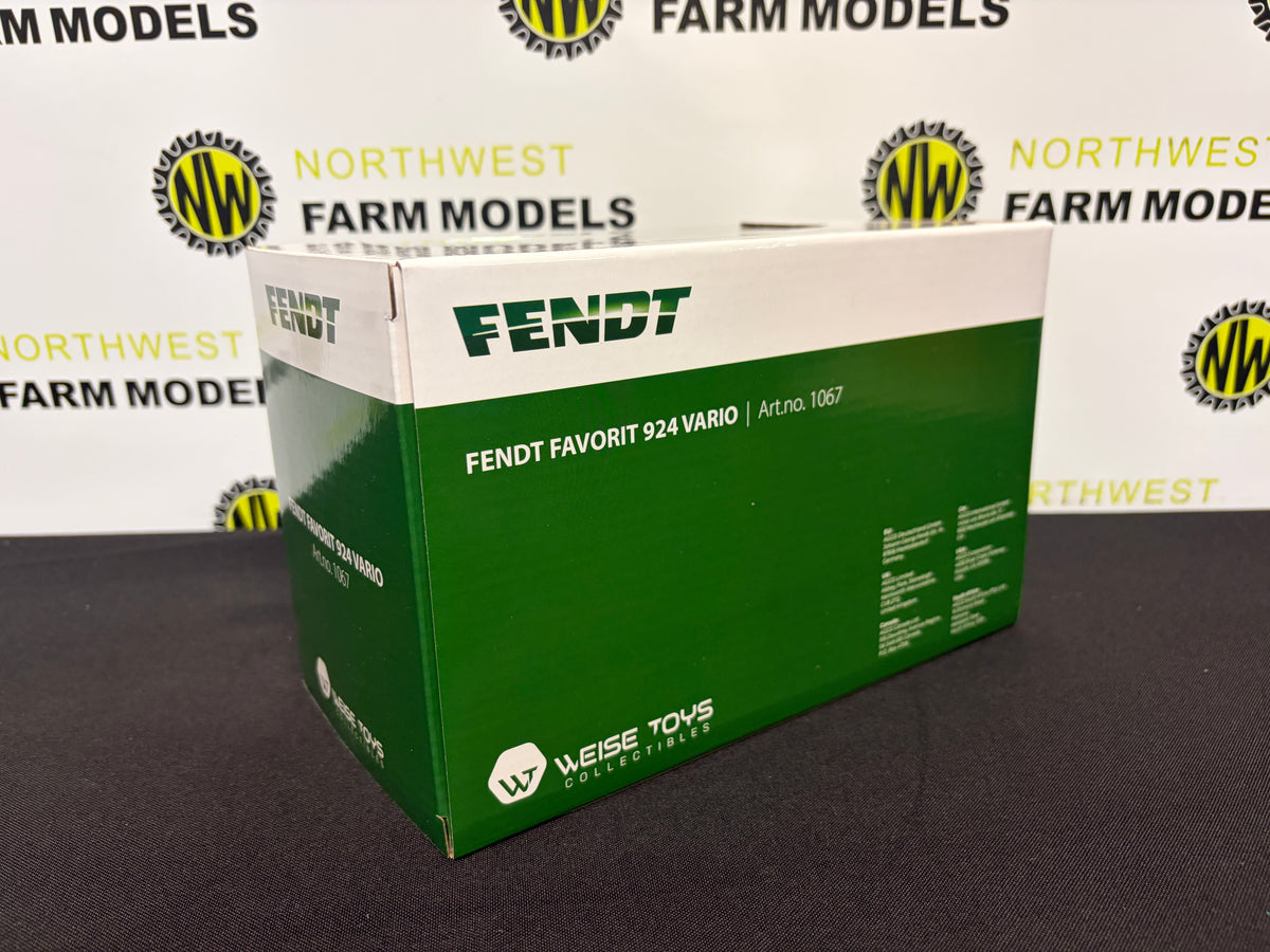 WEISE TOYS 1067 1:32 SCALE FENDT FAVORIT 924 VARIO GEN 2