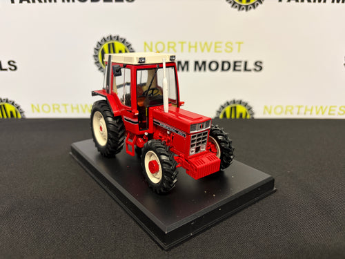 REPLICAGRI 060 1:32 SCALE INTERNATIONAL 845 XL 4WD TRACTOR
