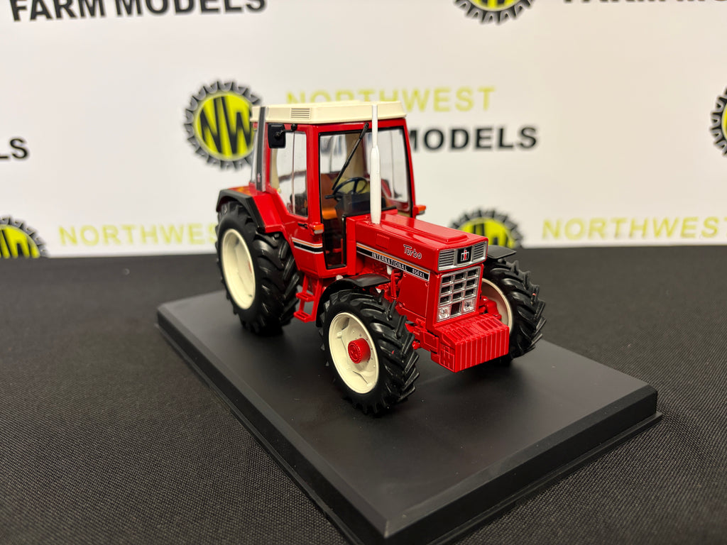 REPLICAGRI 101 1:32 SCALE INTERNATIONAL 856 XL TURBO 4WD TRACTOR