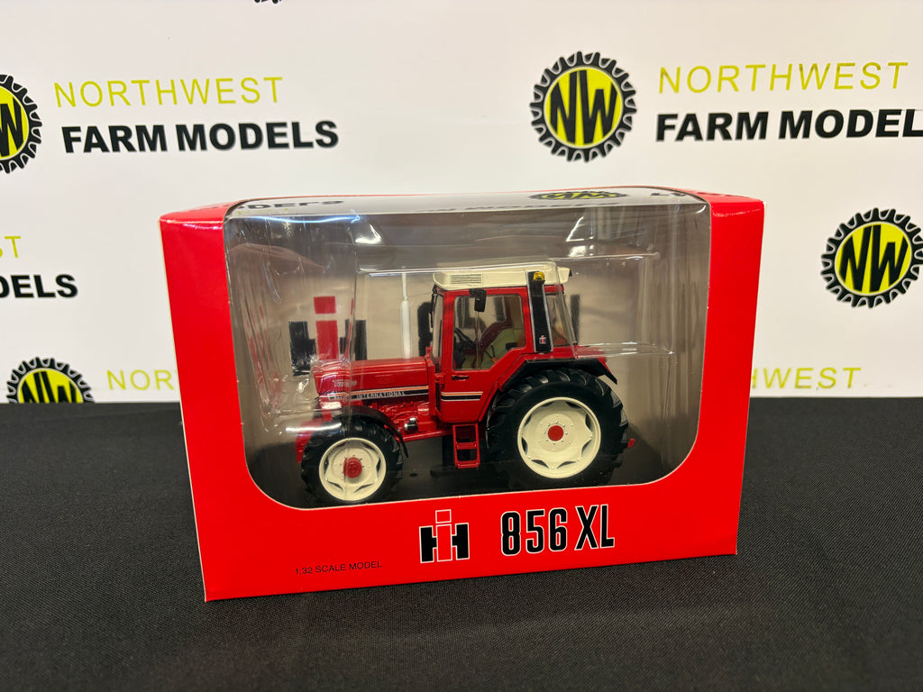 REPLICAGRI 101 1:32 SCALE INTERNATIONAL 856 XL TURBO 4WD TRACTOR