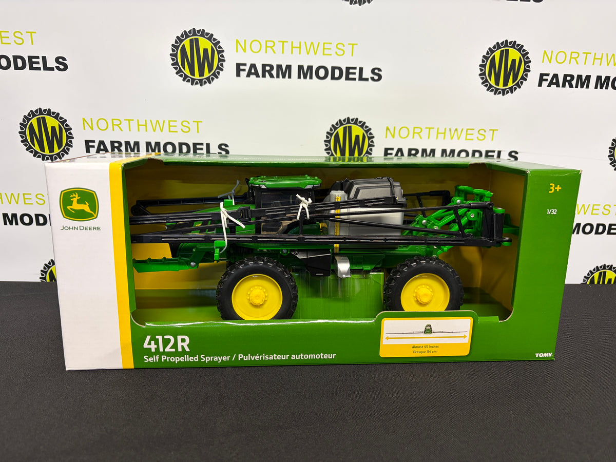 ERTL 47399 1:32 SCALE JOHN DEERE 412R SELF PROPELLED SPRAYER
