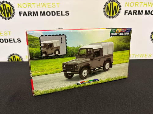 BRITAINS 42732A1 1:32 SCALE LAND ROVER DEFENDER 90