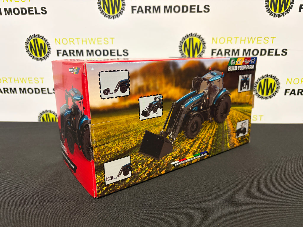 BRITAINS 43352 1:32 SCALE VALTRA T234 WITH FRONT LOADER