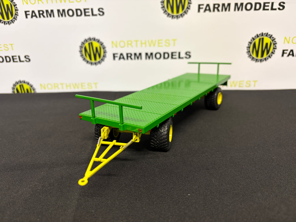 MARGE MODELS LEG 007 1:32 SCALE JOHN DEERE FLAT BED TRAILER