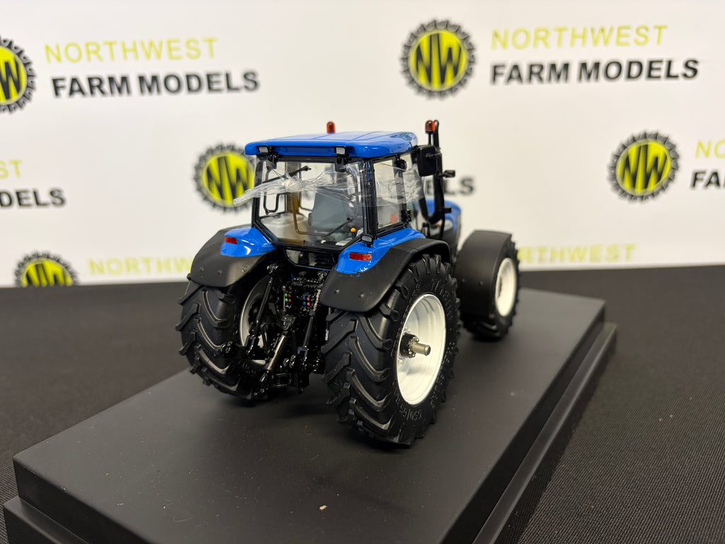 ROS 302686 1:32 SCALE NEW HOLLAND TM190 GEN 1 LIMITED EDITION