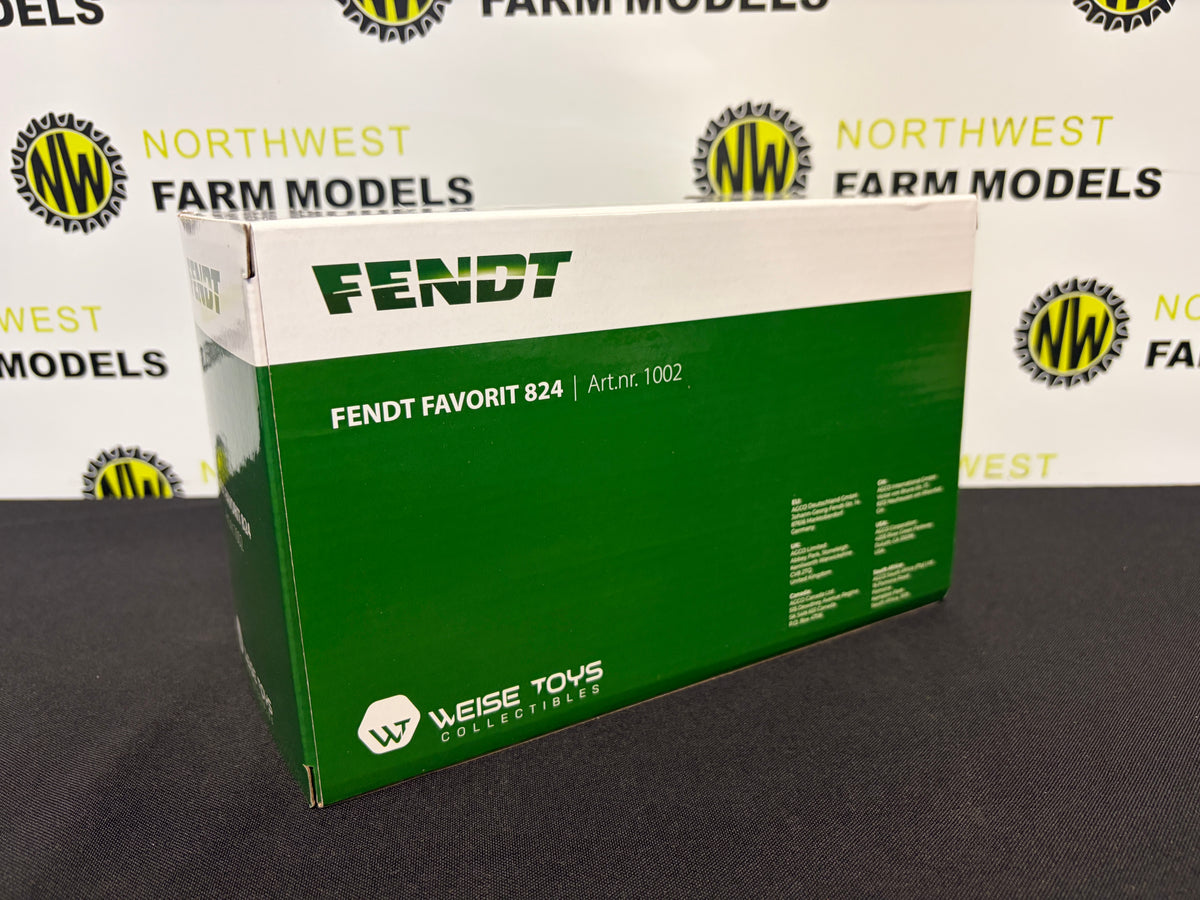 WEISE TOYS 1002 1:32 SCALE FENDT FAVORIT 824 TRACTOR