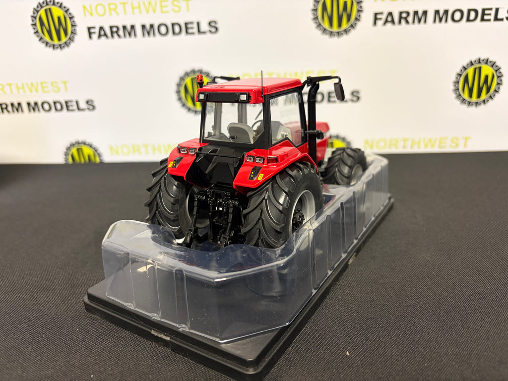 REPLICAGRI 136 1:32 SCALE CASE IH MAGNUM 7240 WITH FRONT AND REAR DUAL WHEELS