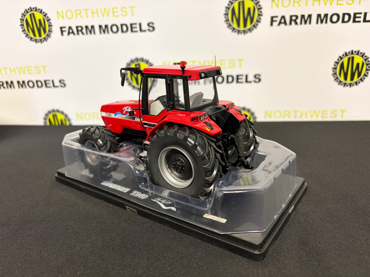 REPLICAGRI 136 1:32 SCALE CASE IH MAGNUM 7240 WITH FRONT AND REAR DUAL WHEELS
