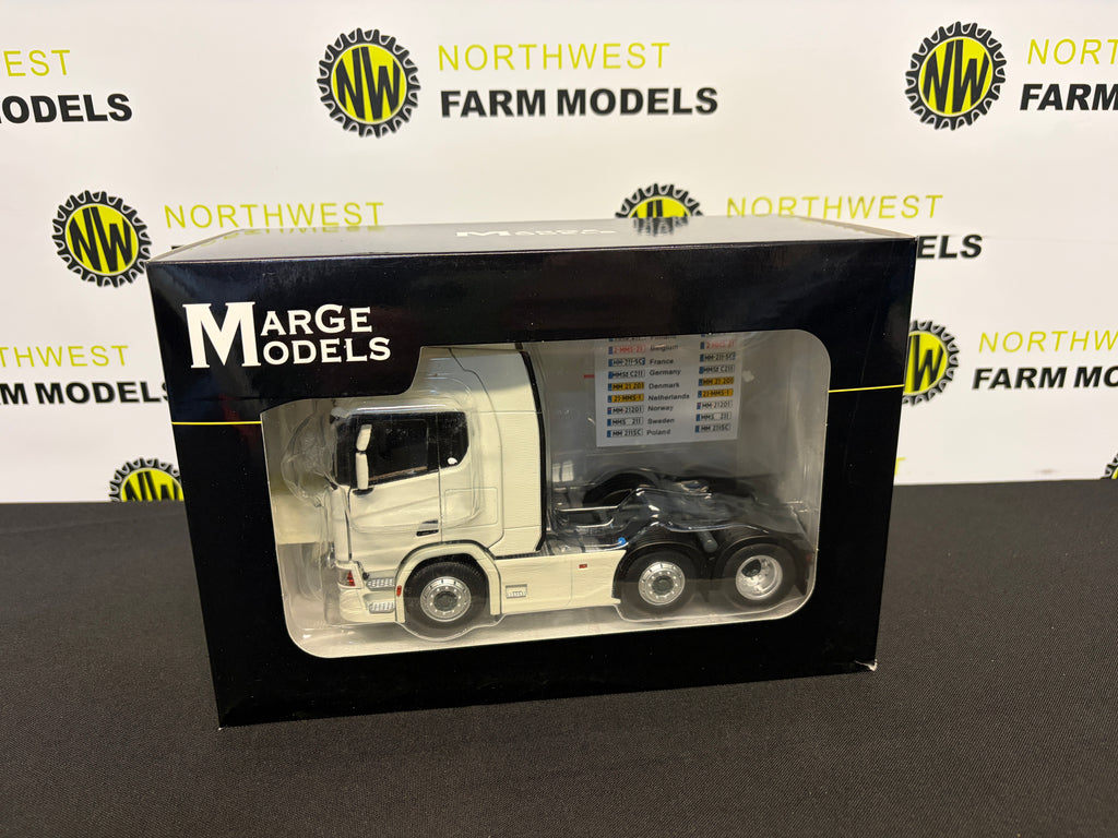MARGE MODELS 2015-01 1:32 SCALE SCANIA R500 6X2 WHITE TRACTOR UNIT