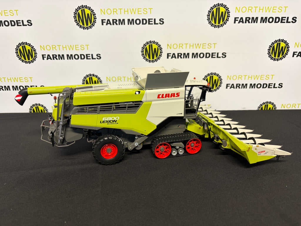 MARGE MODELS 2305 1:32 SCALE CLAAS LEXION 6800 TERRA TRAC AND CLAAS CORIO 1275C CONSPEED