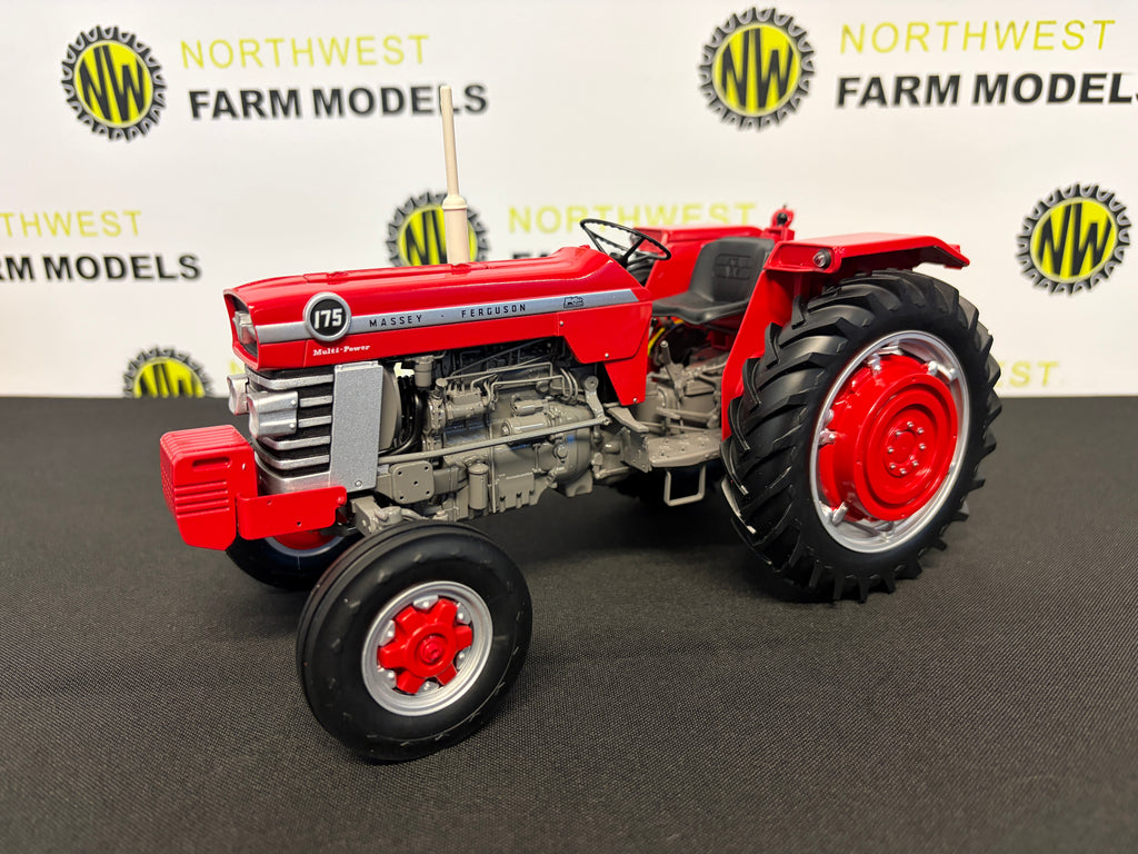 UNIVERSAL HOBBIES 2906 1:16 SCALE MASSEY FERGUSON 175 TRACTOR