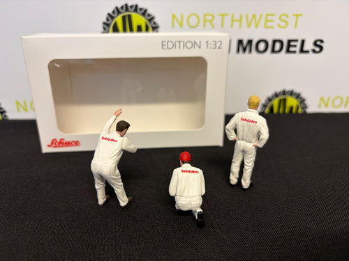 SCHUCO 1:32 SCALE 32U00023 MECHANIC FIGURE SET "SCHLÜTER"