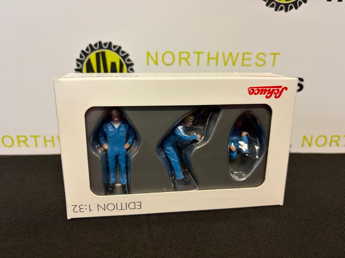 SCHUCO 1:32 SCALE 32U00022 MECHANIC FIGURE SET "FORTSCHRITT"