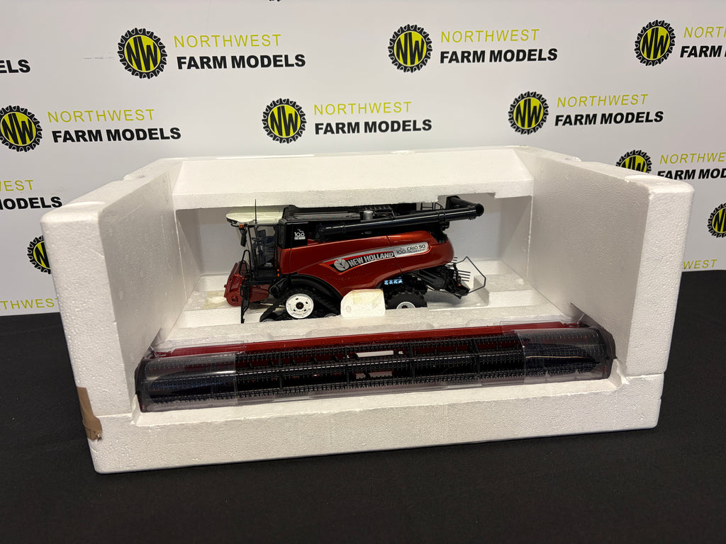 UNIVERSAL HOBBIES 1:32 SCALE NEW HOLLAND CR 10.90 COMBINE HARVESTER "100 YEARS CENTENARY EDITION"