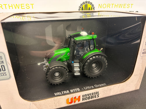 UNIVERSAL HOBBIES 7236 1:32 SCALE VALTRA N175 ULTRA GREEN LIMITED EDITION