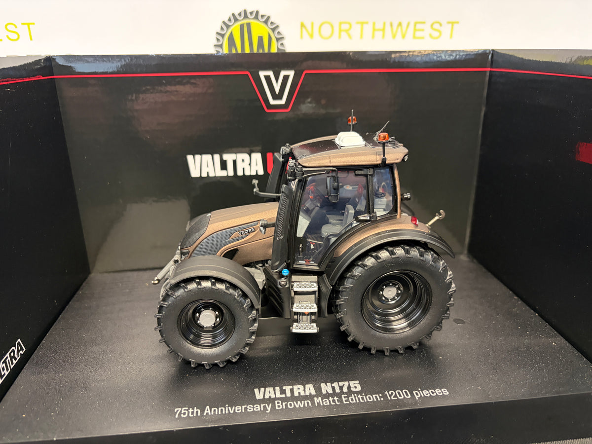 UNIVERSAL HOBBIES 7233 1:32 SCALE VALTRA N175 JUBILEUM BROWN MATT 75TH ANNIVERSARY EDITION