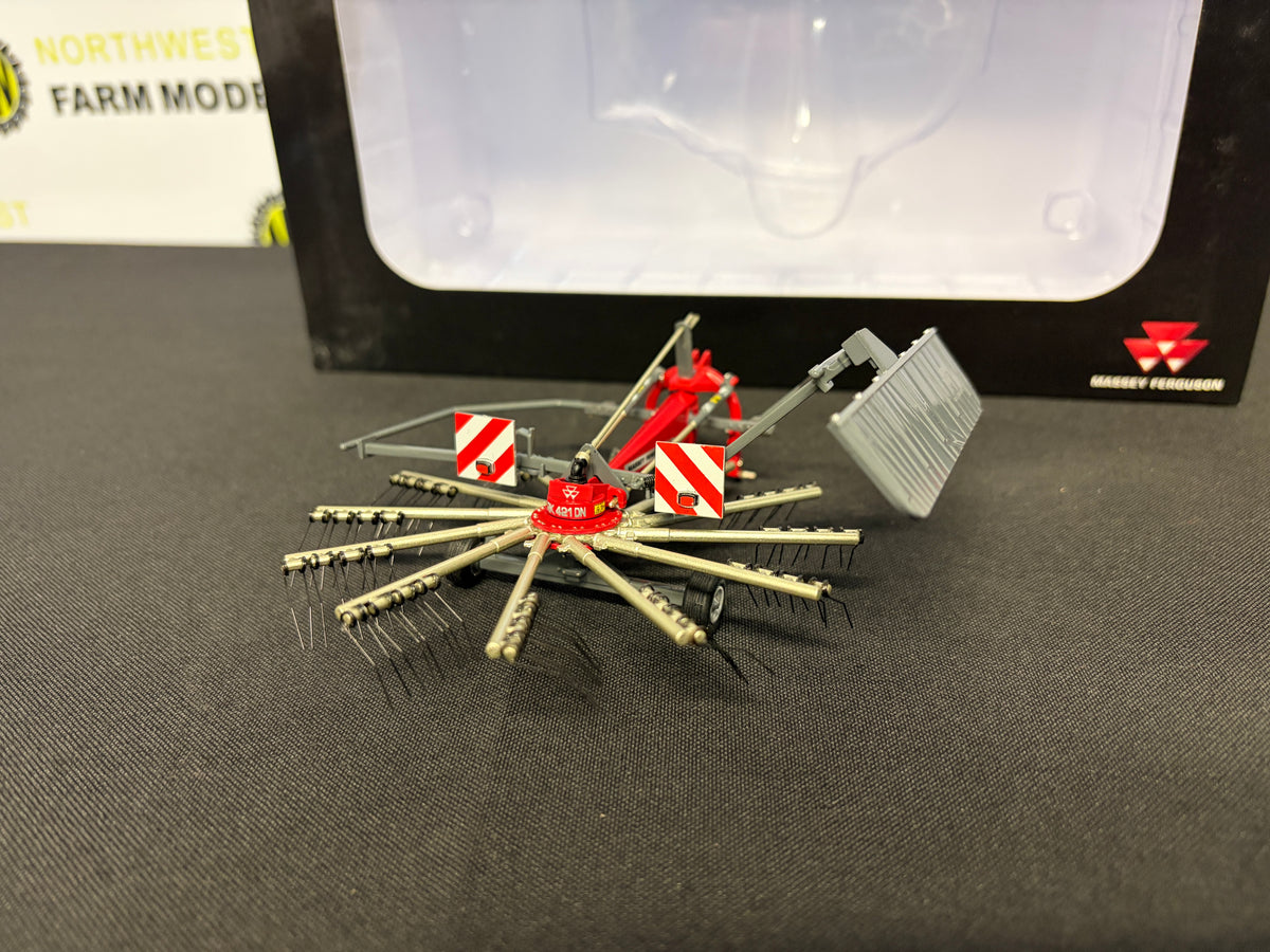 MARGE MODELS 2006 1:32 SCALE MASSEY FERGUSON RK 421 DN RAKE