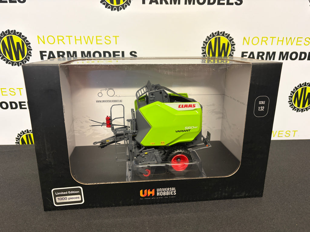 UNIVERSAL HOBBIES 6691 1:32 SCALE CLAAS VARIANT 560 RF PRO ROUND BALER