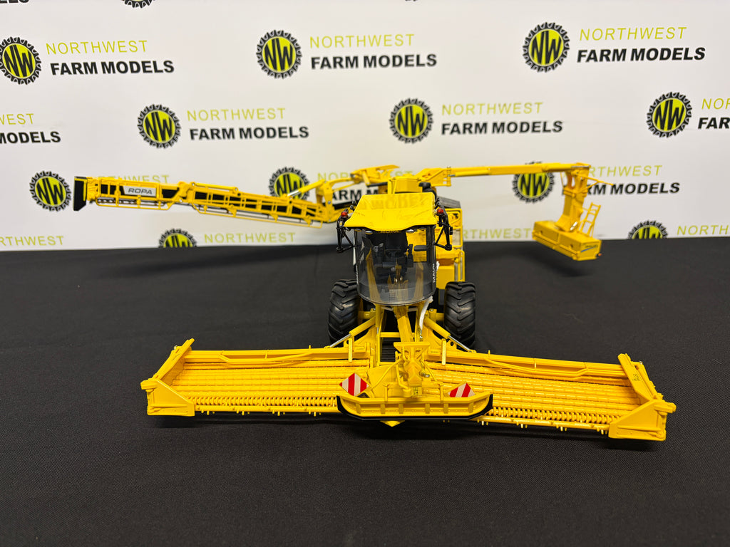 WIKING 013018300 1:32 SCALE ROPA MAUS 6 SUGAR BEET LOADER DEALER BOX