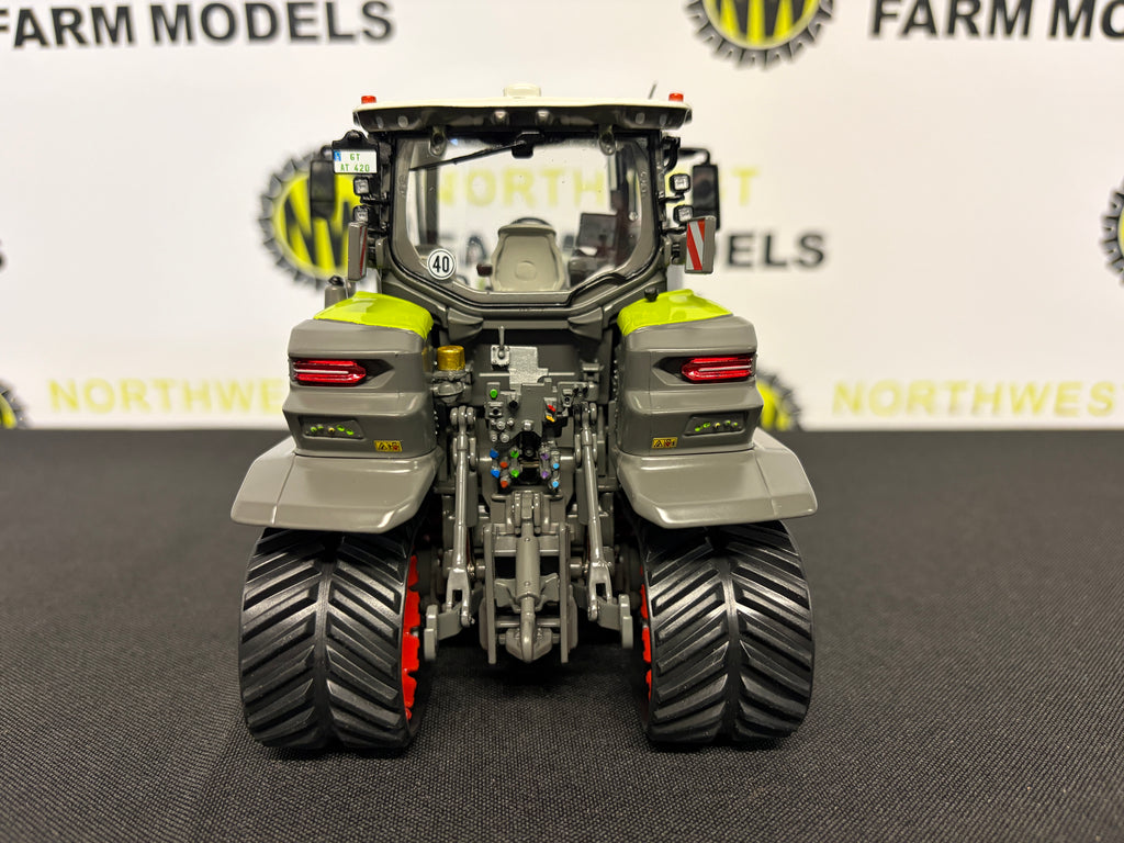 MARGE MODELS 2511 1:32 SCALE CLAAS AXION 9.360 TERRA TRAC