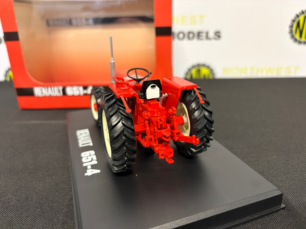 REPLICAGRI 299 1:32 SCALE RENAULT 651 4WD TRACTOR