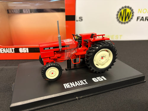 REPLICAGRI 229 1:32 SCALE RENAULT 651 2WD TRACTOR