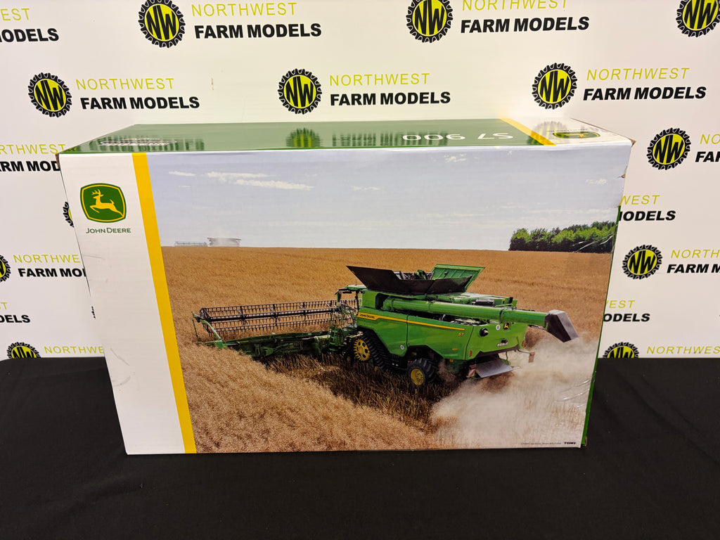 BRITAINS 43390 1:32 SCALE JOHN DEERE S7 900 COMBINE HARVESTER