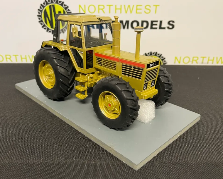 SCHUCO 450910600 1:32 SCALE SAME HERCULES 160 GOLD LIMITED EDITION
