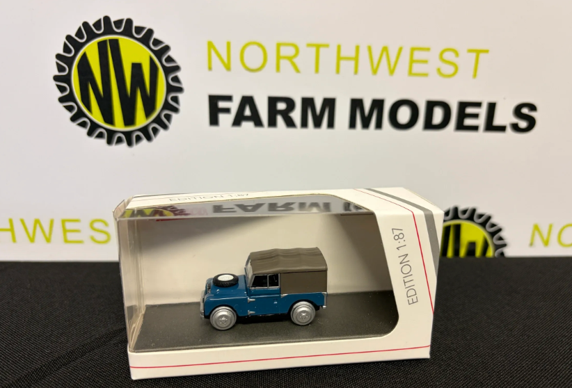 SCHUCO 1:87 SCALE 87U00038 LAND ROVER LR88 WITH RAILROAD VERSION