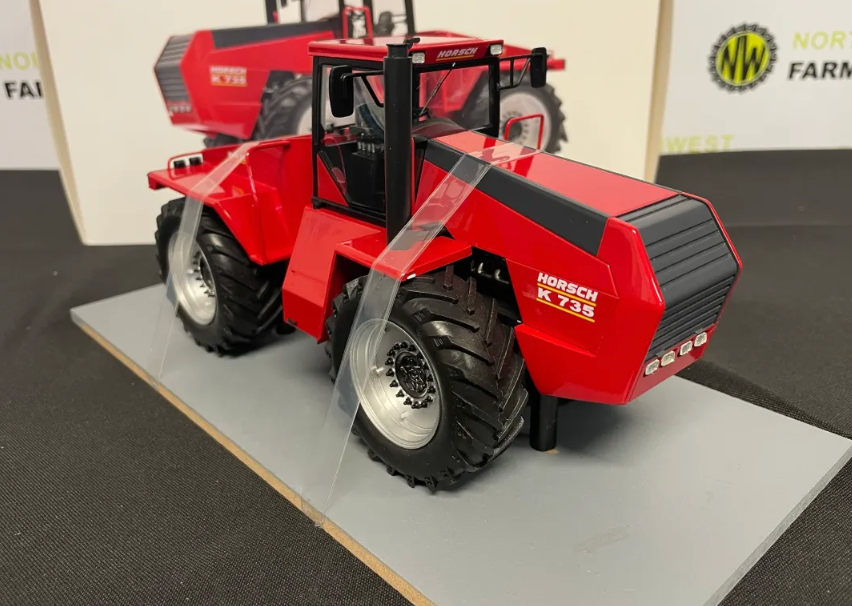 SCHUCO 450912300 1:32 SCALE HORSCH K 735 TRACTOR