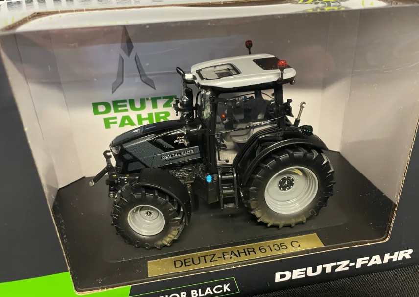 WEISE TOYS 1087 1:32 SCALE DEUTZ FAHR 6135 C WARRIOR BLACK LIMITED EDITION