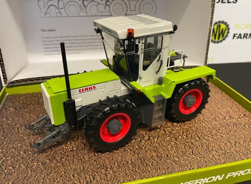 WEISE TOYS 1:32 SCALE CLAAS XERION PROJEKT 207 LIMITED EDITION