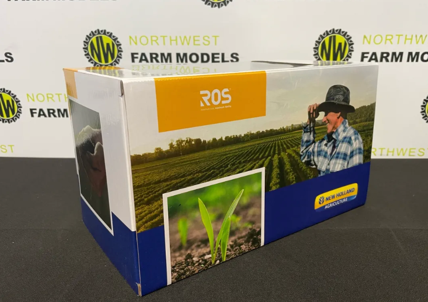 ROS 301269 1:32 SCALE NEW HOLLAND T7070 AUTO COMMAND TRACTOR