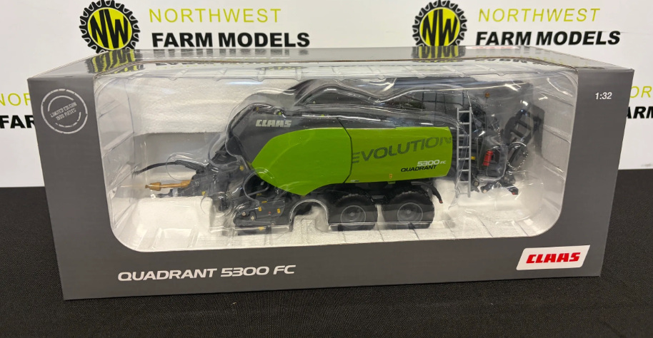 ROS 0002682390 1:32 SCALE CLAAS QUADRANT 5300 FC NIGHT EDITION LIMITED EDITION