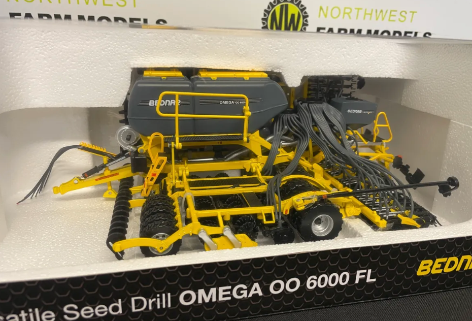 ROS 60253 1:32 SCALE BEDNAR OMEGA OO 6000FL TRAILED DRILL