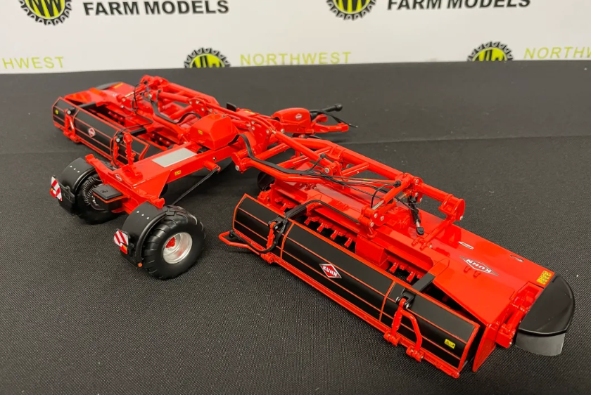 ROS 60254.0 1:32 SCALE KUHN FC 13460 RA TRAILED MOWER