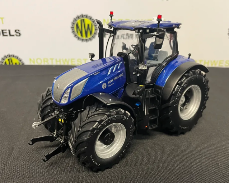 MARGE MODELS 1:32 SCALE NEW HOLLAND T7.340 BLUE POWER TRACTOR