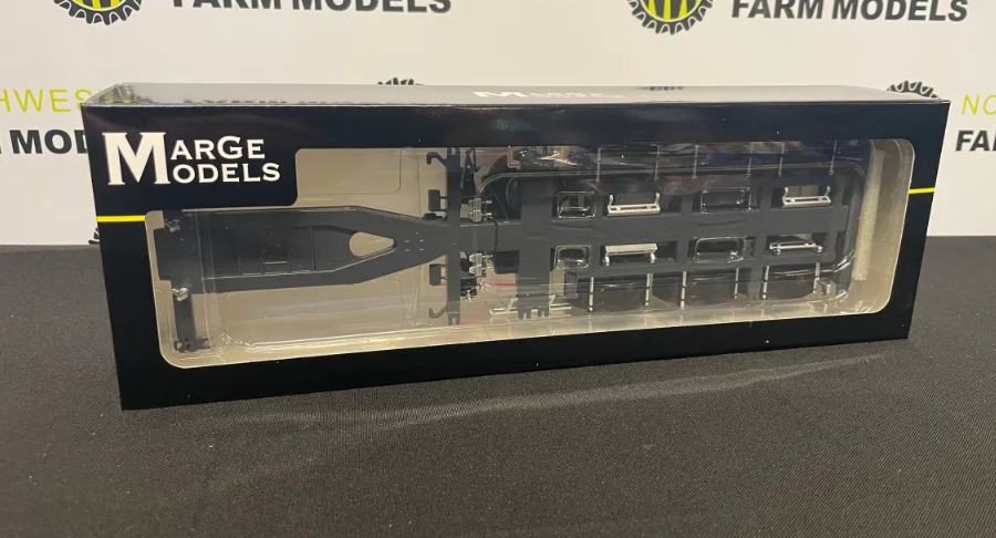 MARGE MODELS 1:32 SCALE PACTON EXTENDABLE SEA FREIGHT CONTAINER CHASSIS
