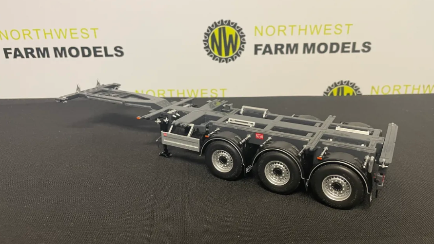 MARGE MODELS 1:32 SCALE PACTON EXTENDABLE SEA FREIGHT CONTAINER CHASSIS