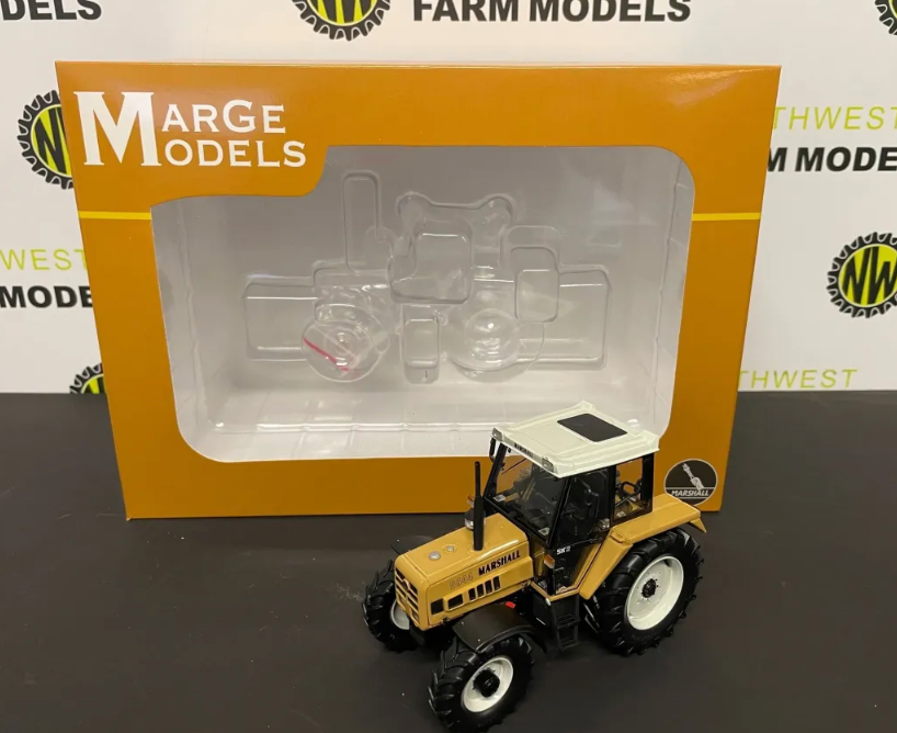 MARGE MODELS 1:32 SCALE MARSHALL D844 4WD LIMITED EDITION