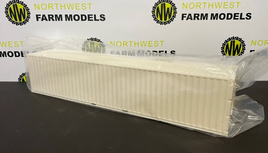 MARGE MODELS 2324-K 1:32 SCALE 40FT SHIPPING CONTAINER KIT